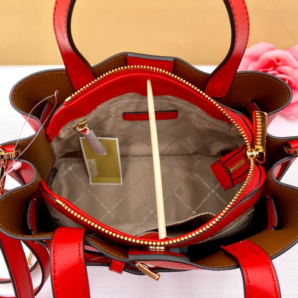 Michael Kors Small Satchel Emilia - Picture 8 of 13